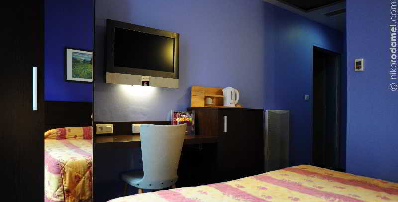 Urban Style, Hotel Le Cheval Noir, Saint-Etienne Luaran gambar